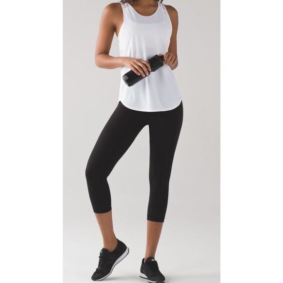 lululemon athletica Pants - Lululemon Wunder Under Crop Leggings •Women 8• Black Stretch Hi Rise W6AGZS